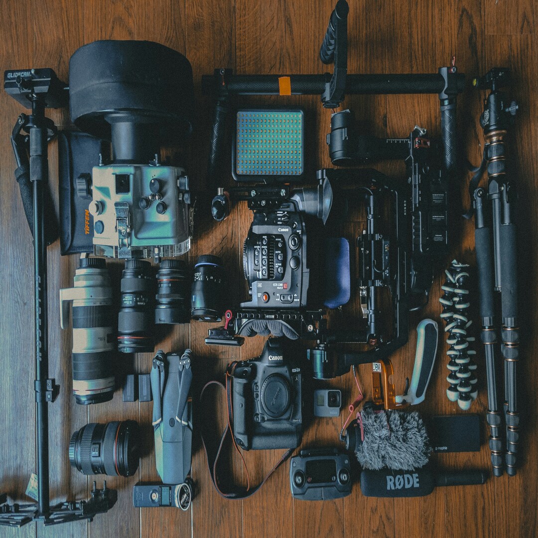 Camera_accessories